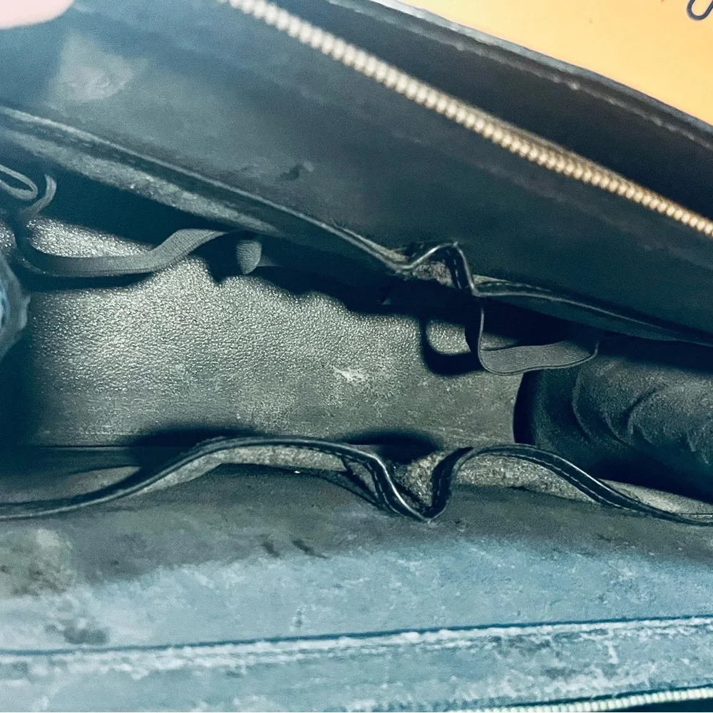 Louis Vuitton Epi Riviera bag - Picture 9 of 16